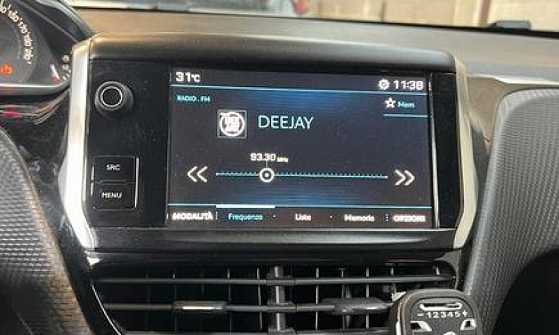Peugeot 2008 Bluehdi...