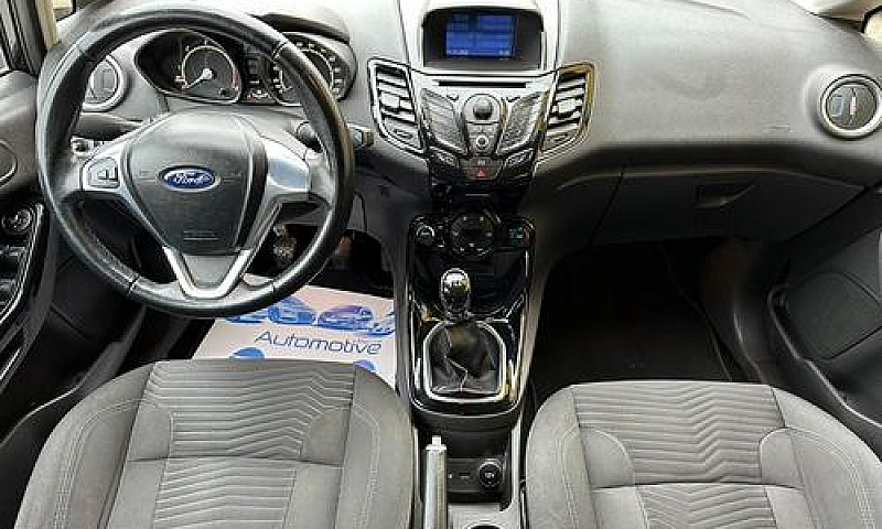 Ford Fiesta 1.5 Tdci...