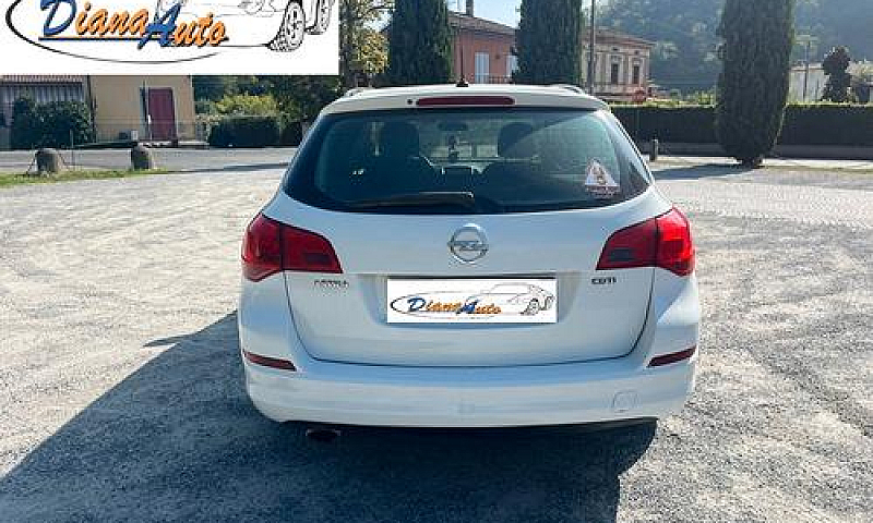 Opel Astra 2.0 Cdti ...