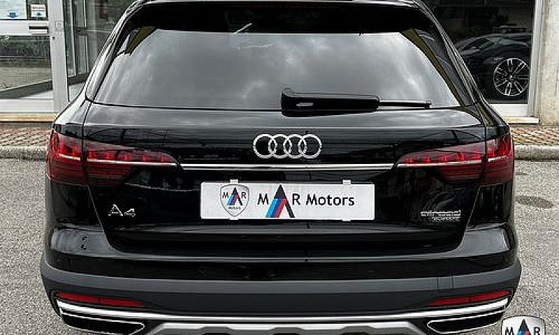 Audi A4 Allroad 40 T...