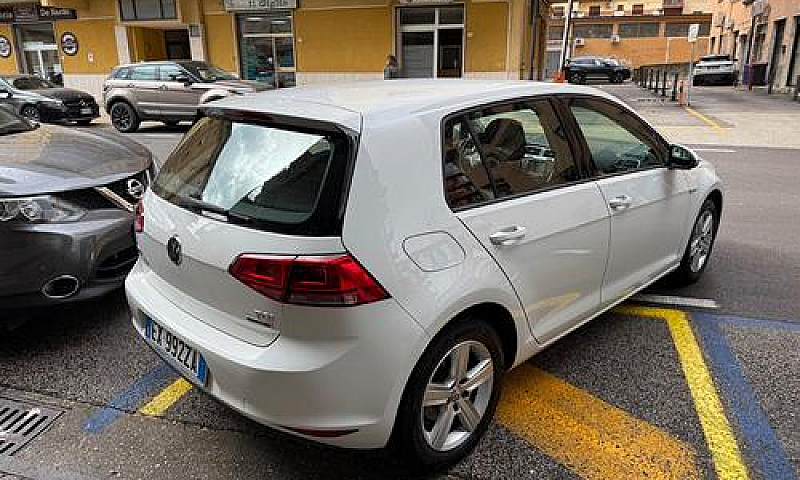 Volkswagen Golf 7 1....