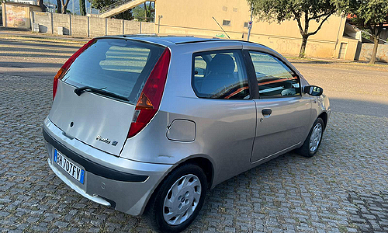 Fiat Punto 1,2 Benzi...