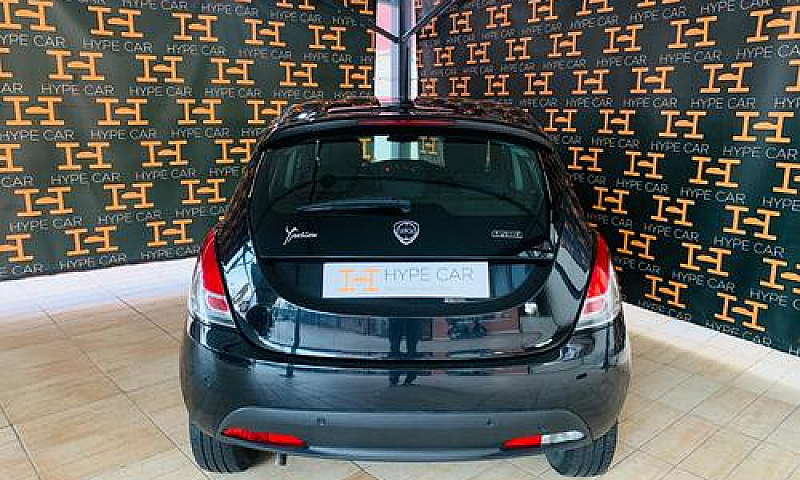 Lancia Ypsilon 1.0 F...