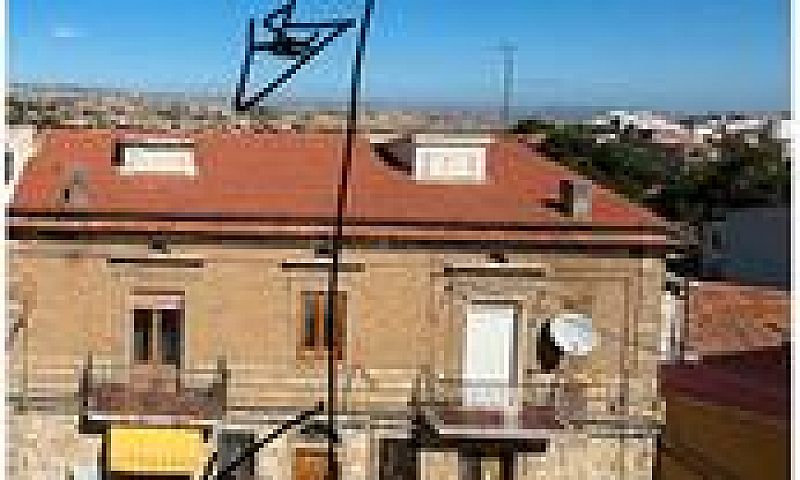 Casa Ristrutturata A...