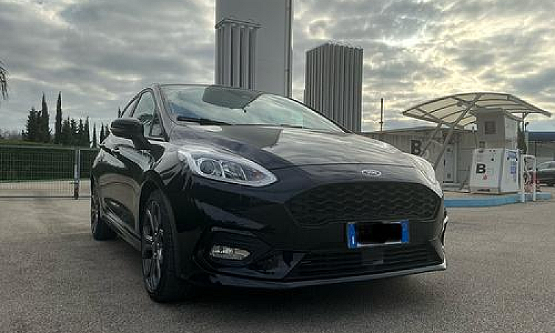 Ford Fiesta 1.5 Tdci...