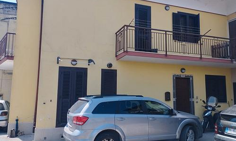 Casa Semindipendente...