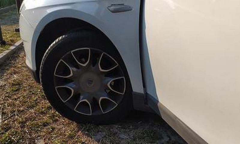 Lancia Delta (2008-2...
