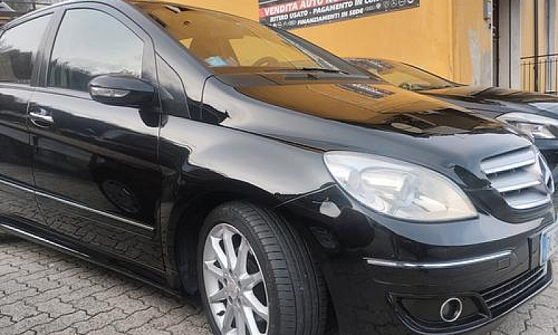 Mercedes-Benz B 180 ...