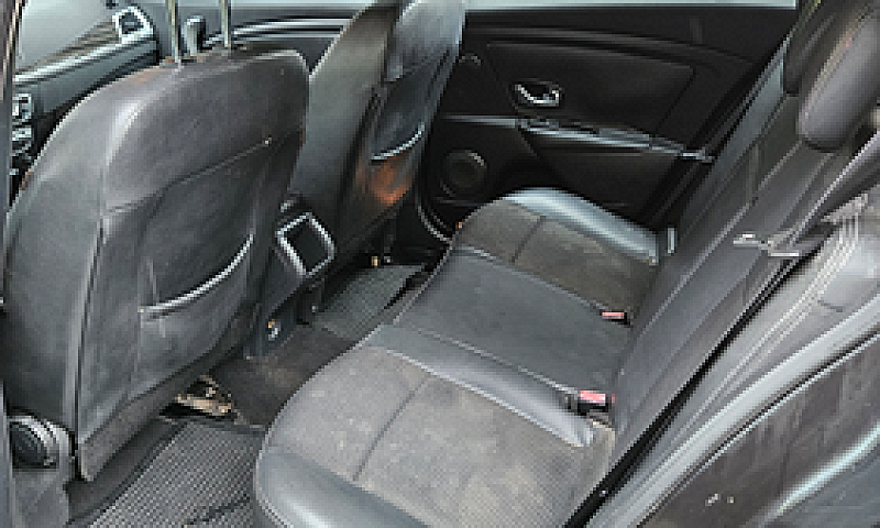 Renault Megane 2011...