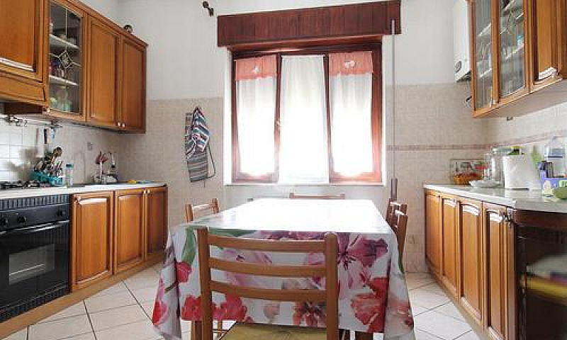4 Locali A Arzignano...