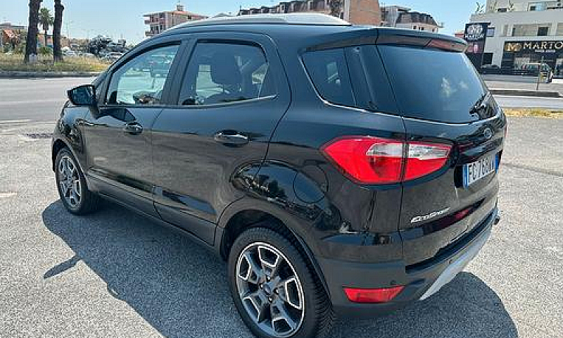 Ford Ecosport Titani...