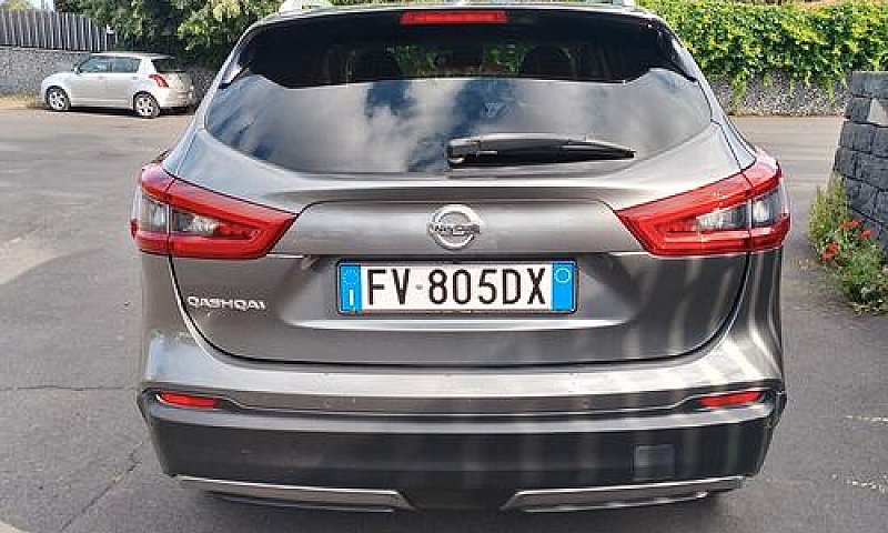 Nissan Qashqai 1.5 D...