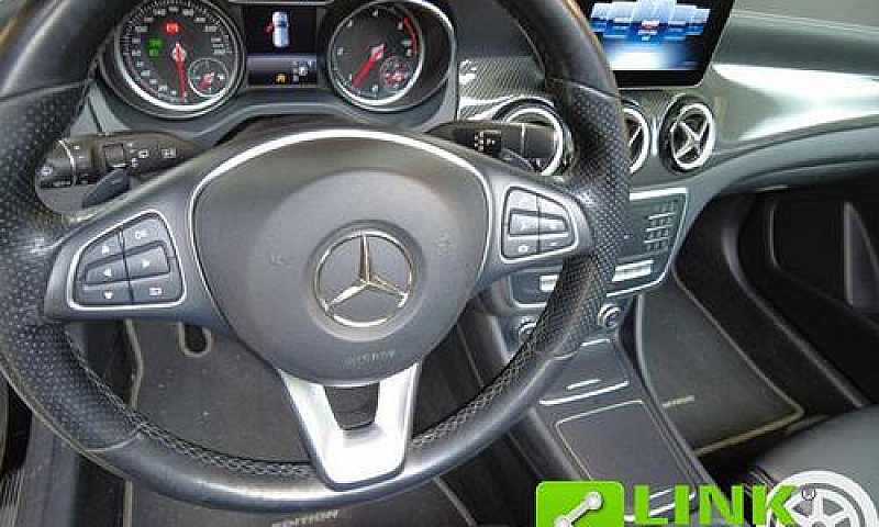 Mercedes-Benz Gla 20...
