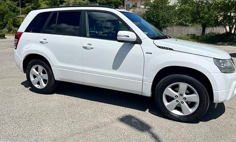 Suzuki Grand Vitara ...