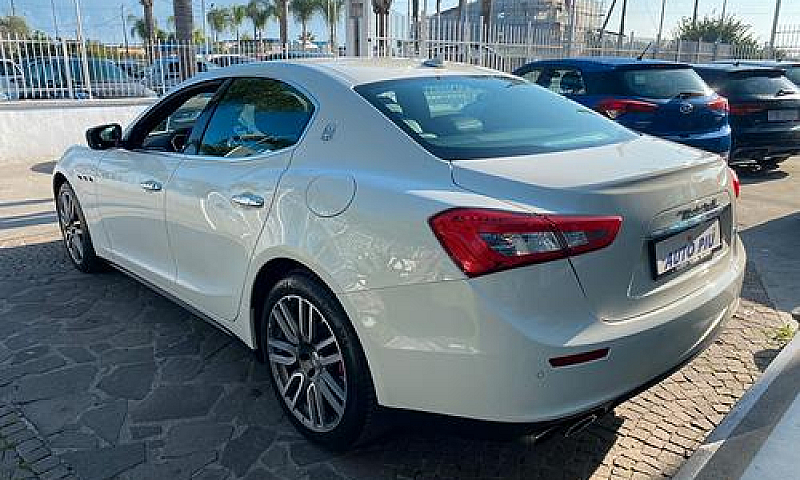 Maserati Ghibli V6...
