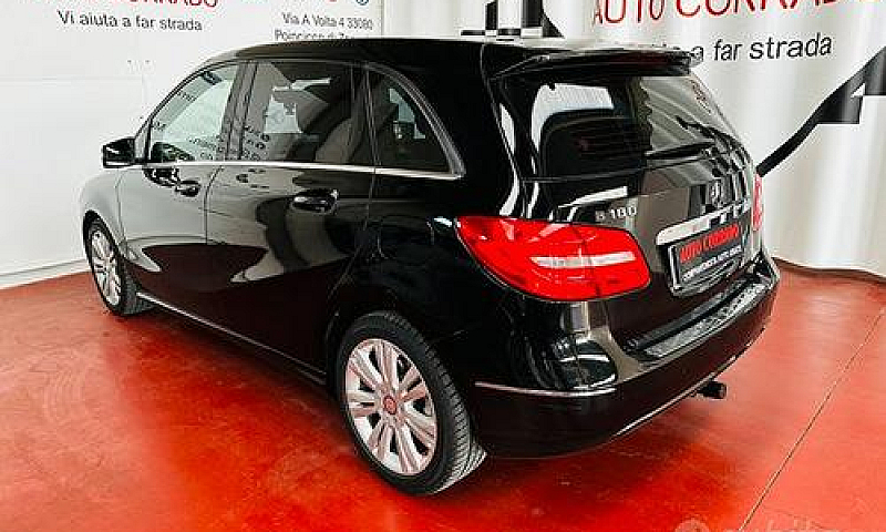 Mercedes-Benz B 180 ...