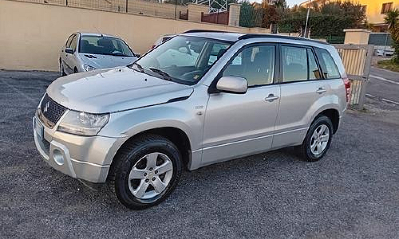 Suzuki Grand Vitara ...