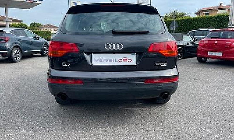 Audi Q7 3.0 V6 Tdi 2...