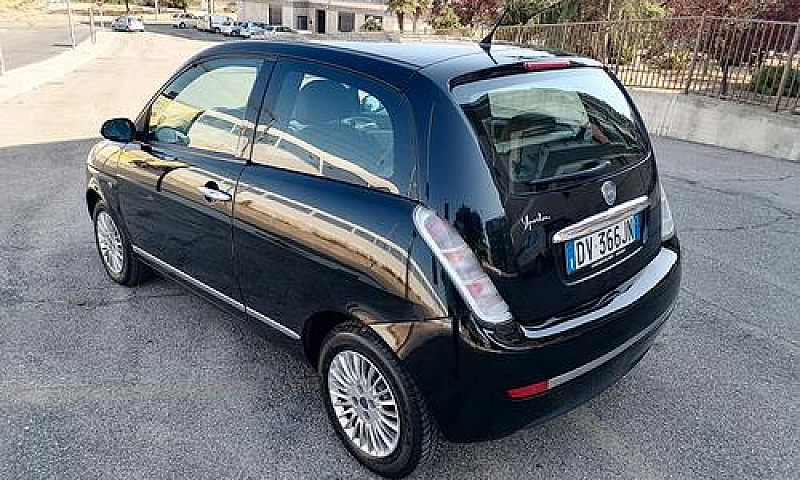 Lancia Ypsilon 1.2 B...