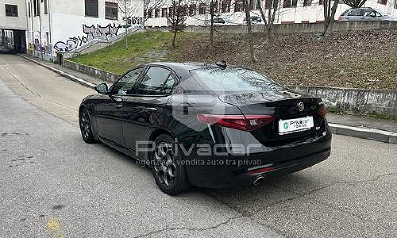 Alfa Romeo Giulia 2....
