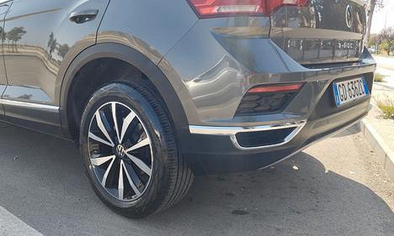 Volkswagen T-Roc 1.0...