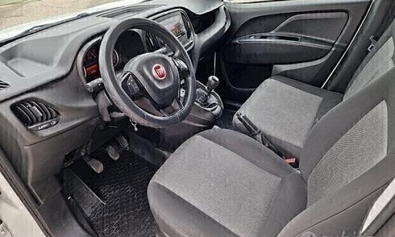 Fiat Doblò 1.4 T-Jet...