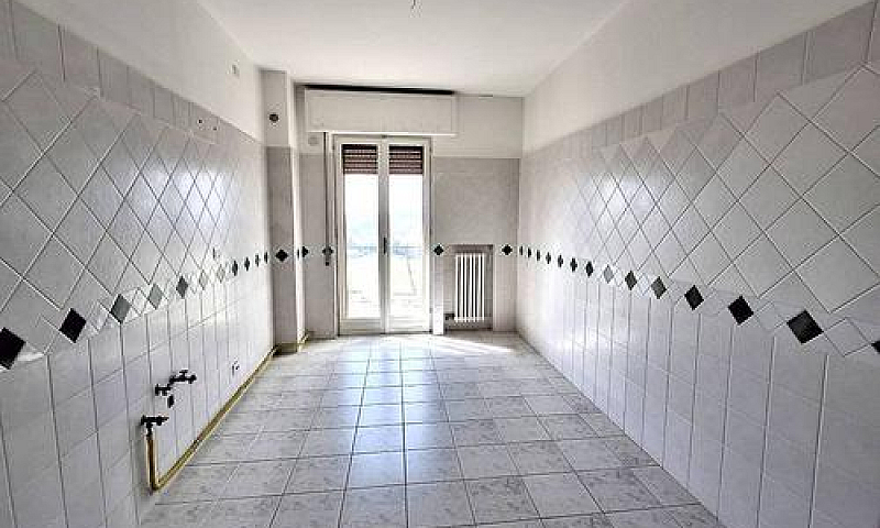 Appartamento A Noci,...