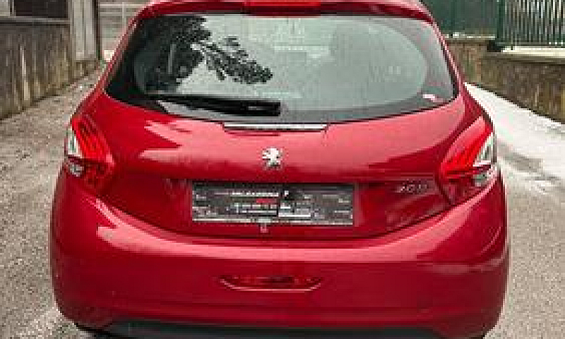Peugeot 208 Puretech...