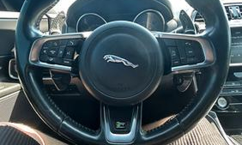 Jaguar Xe 20D R Spor...