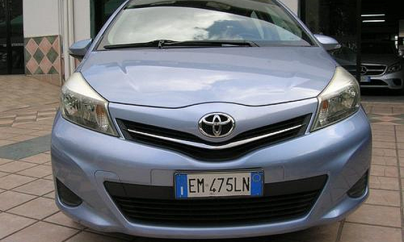 Toyota Yaris 1.4 D-4...
