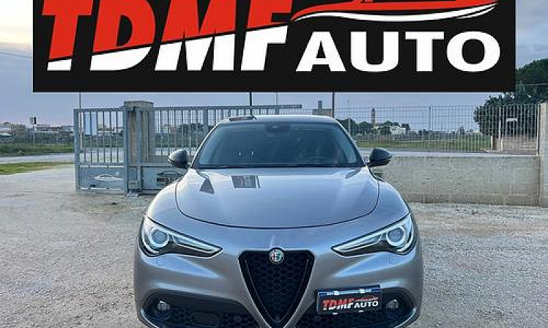 Alfa Stelvio 2.2 Tur...