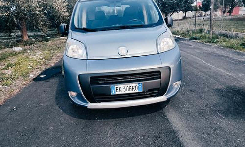 Fiat Qubo 1.3 Mjt 75...