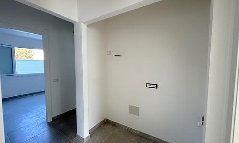 Pari Al Nuovo, Quadr...