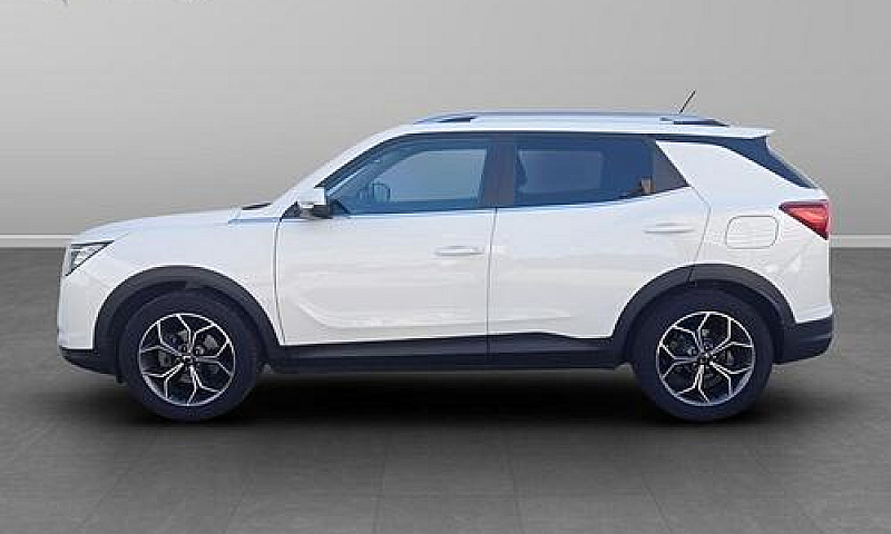Ssangyong Korando 1....