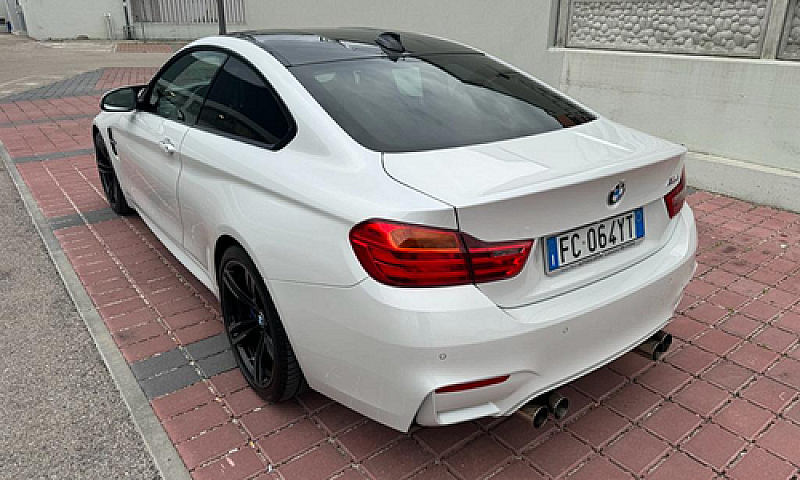 Bmw M4...