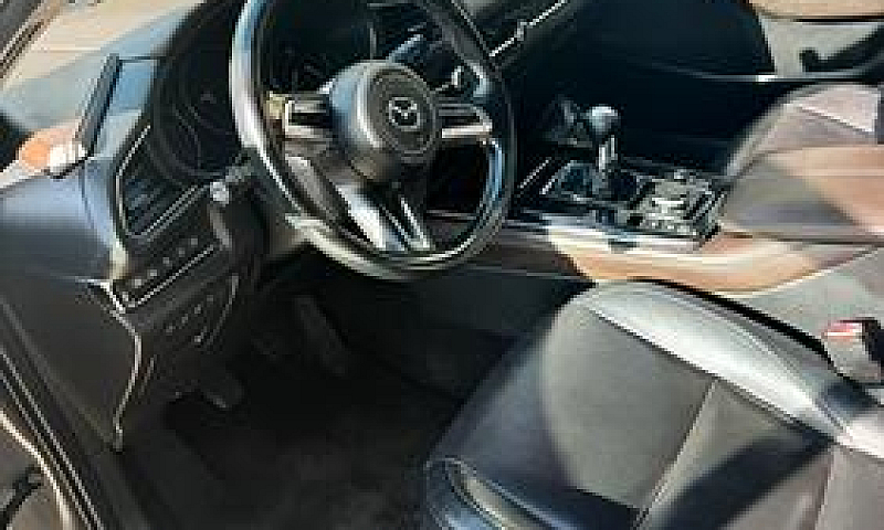 Mazda Cx-30...