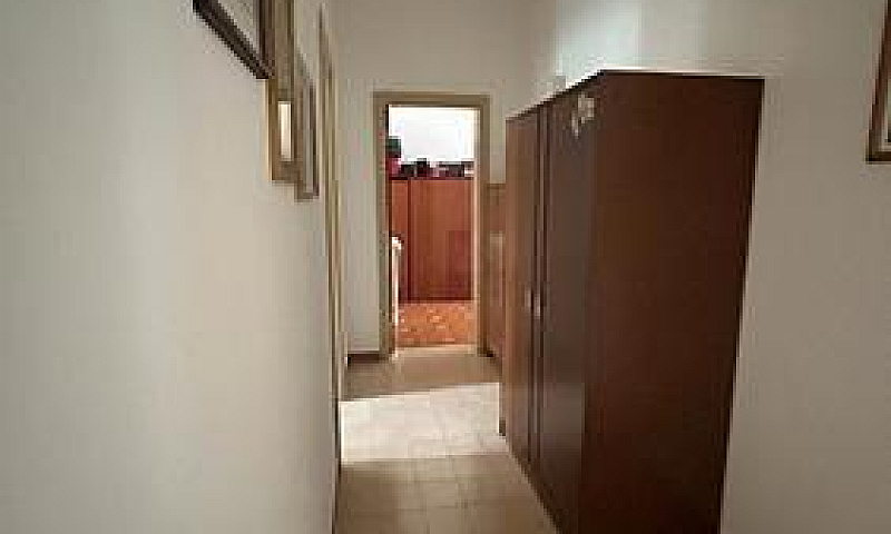 Trilocale In Centro...