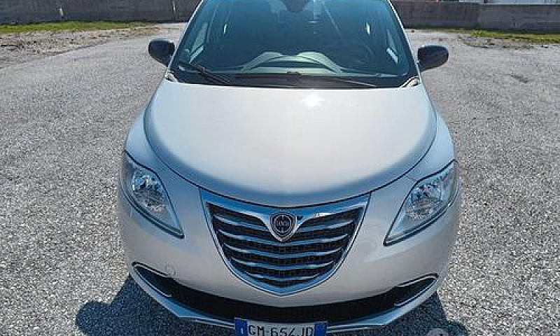 Lancia Ypsilon 1.2 -...