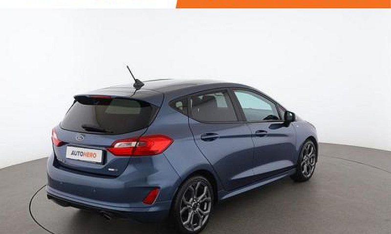 Ford Fiesta Dk76830...