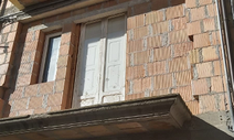 Casa Indipendente Su...