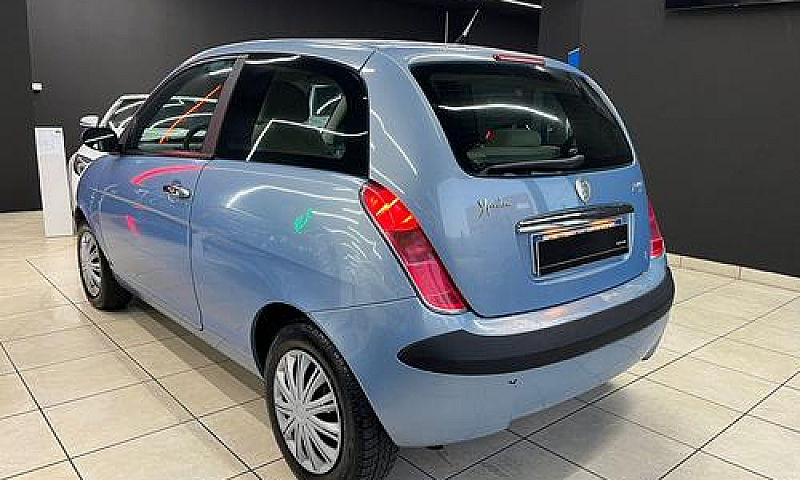 Lancia Ypsilon 1.3 M...