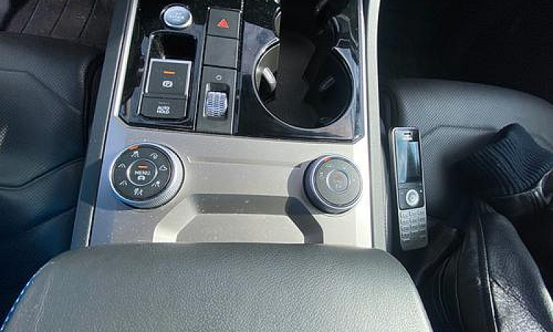 Volkswagen Touareg 3...