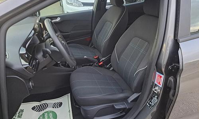 Ford Fiesta 1.5 Tdci...