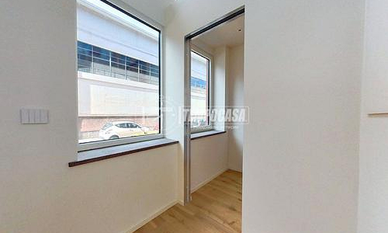 Bilocale Loft Via Pe...