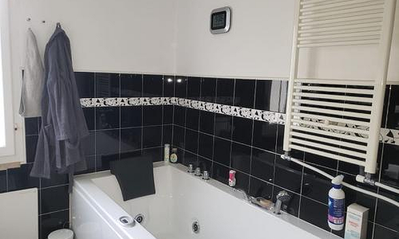 Ampia Casa Di Circa ...