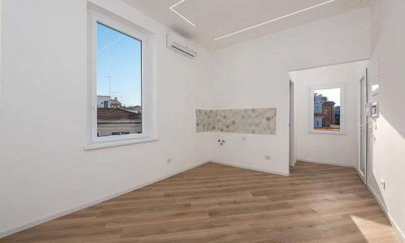 Piazza Bologna Attic...