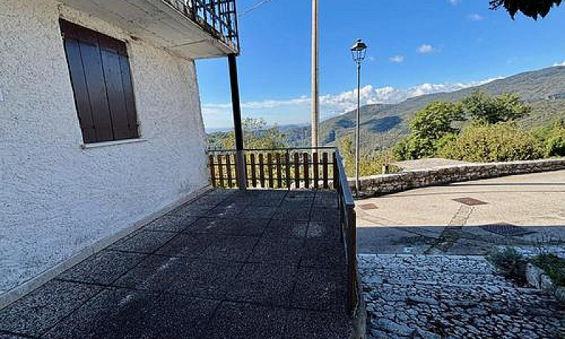 Casa In Bifamiliare ...