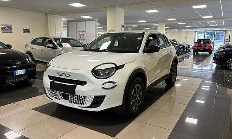 Fiat 600 Hybrid 100 ...
