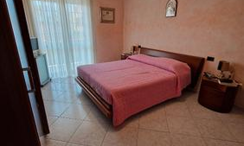 Trivano Con Cucina A...