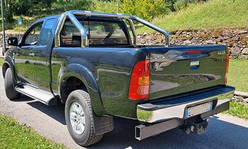 Toyota Hilux 2.5 Poc...